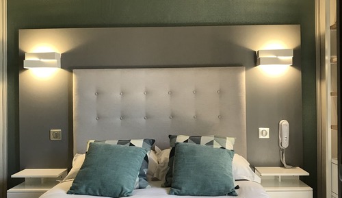 Habitación clásica doble, 1 cama doble, balcón, vistas al mar