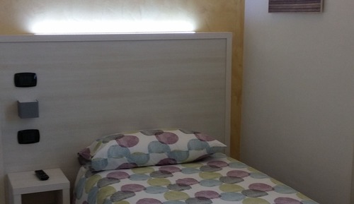 Habitación con 2 camas individuales