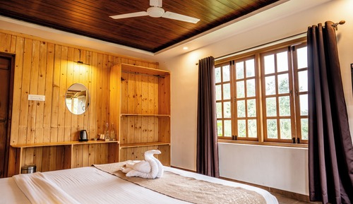 Two Bedroom Valley View Villa with Private Pool with Jacuzzi