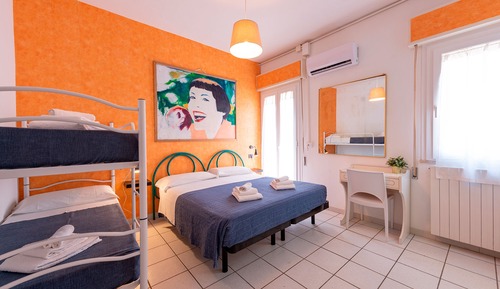 Habitación cuádruple estándar