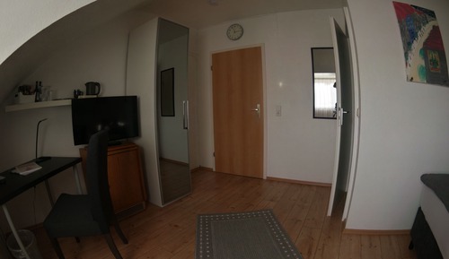 Habitación individual estándar, baño privado (Einzelzimmer Standard)
