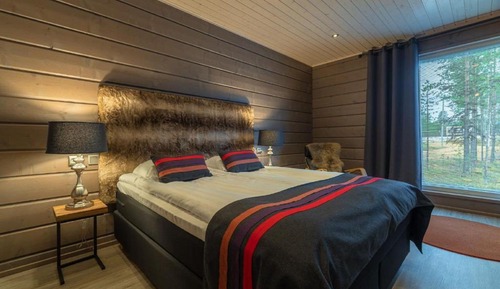 Wilderness room