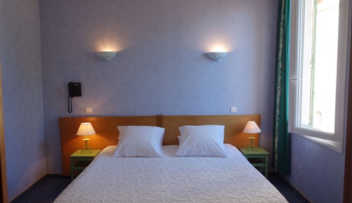 Habitación con 1 cama doble o 2 individuales