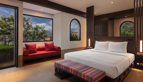 Ático presidencial, 1 cama de matrimonio grande, vistas al río (Private Luxury Pool Suite)