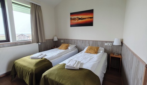 Habitación estándar con 1 cama doble o 2 individuales, baño privado