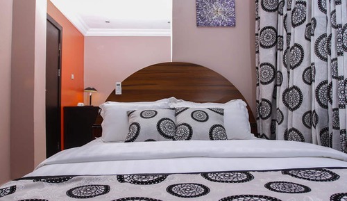 Suite básica, 1 cama de matrimonio, no fumadores