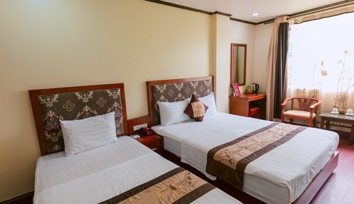 Habitación básica con 1 cama doble o 2 individuales