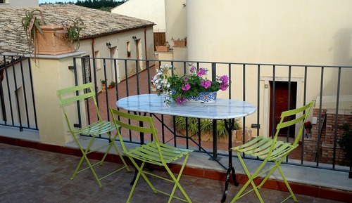 Apartamento, 3 habitaciones, patio
