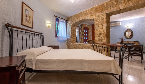 Villa ejecutiva, 4 habitaciones, piscina privada, vistas a la piscina (Artemis)