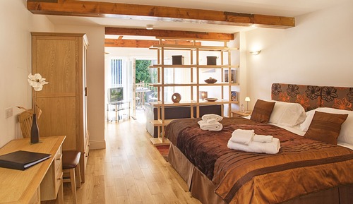 Estudio, vistas al jardín (Self Catering)