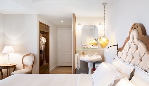 EL Suite Sea View