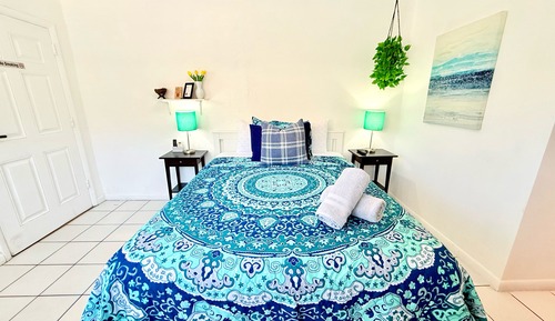 Estudio, 1 cama de matrimonio, cocina