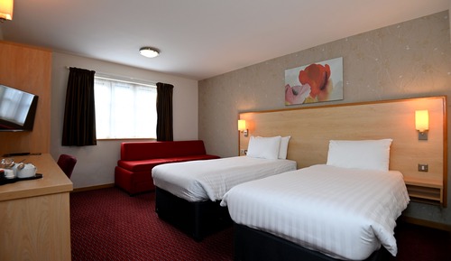 Habitación con 1 cama doble o 2 individuales, accesible para personas con discapacidad