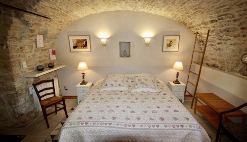 Suite estudio familiar, varias camas, vistas al jardín