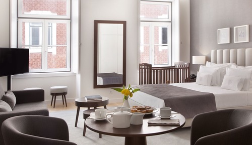 Estudio superior (2 Adults + 2 Children)