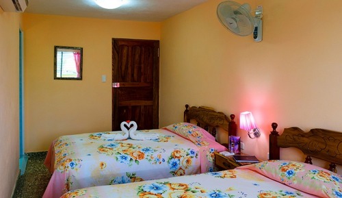 Habitación estándar, 2 camas dobles, accesible para personas con discapacidad, baño privado