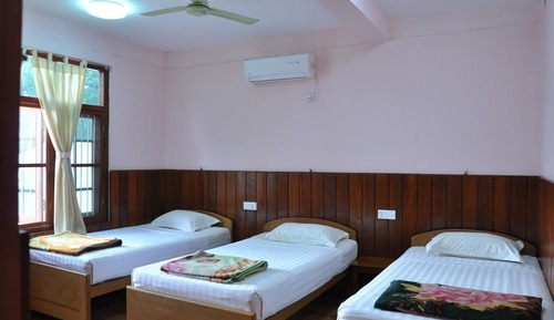 Standard Triple room with Shared Bath Room