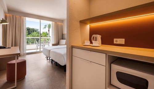 Habitación doble, balcón