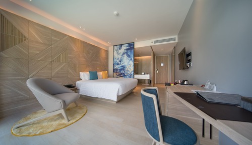 Habitación Deluxe, vistas parciales al mar