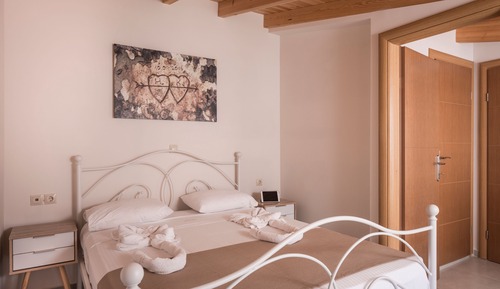 Apartamento, 2 habitaciones, balcón, vistas al mar