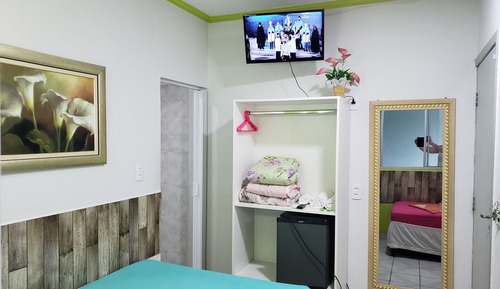 Habitación estándar con 1 cama doble o 2 individuales (ar condicionado)