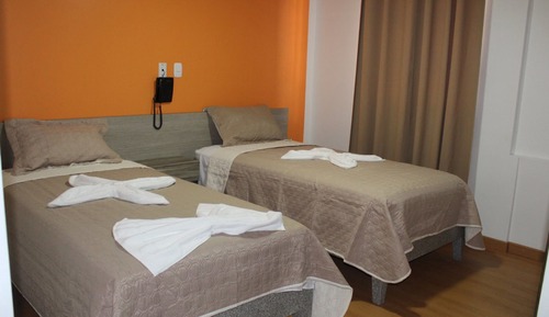 Habitación con 2 camas individuales