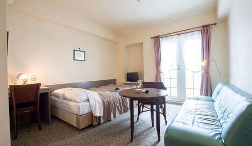 Habitación básica (Semi-double)
