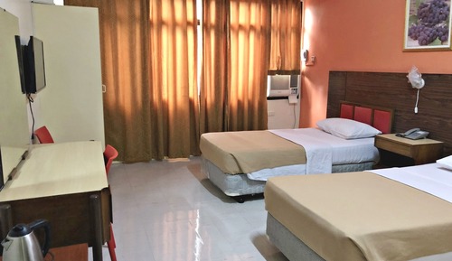 Habitación con 2 camas individuales