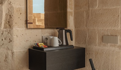 Suite (Grotta)