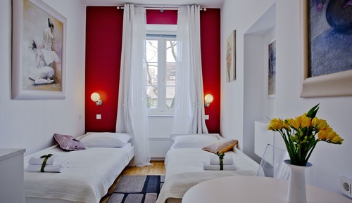 Habitación con 2 camas individuales
