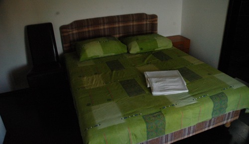 Habitación triple, balcón
