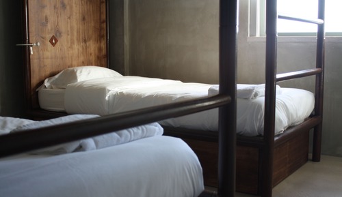 Dormitorio compartido, solo para hombres, baño compartido (1 Bed in 8 Bed Dorm)