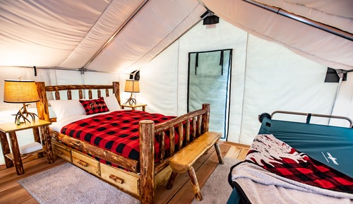 Tienda Confort, 1 cama de matrimonio, vistas a la montaña