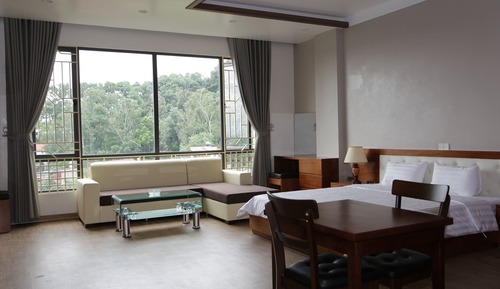 Suite Estudio Business, 1 cama de matrimonio grande, cocina, vistas a la colina