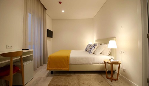 Habitación estándar con 1 cama doble o 2 individuales