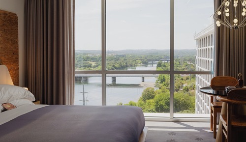 Suite, junto al lago