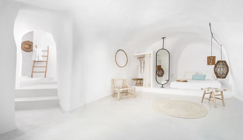 Superior Cave Room with Indoor Plunge Pool & Caldera View