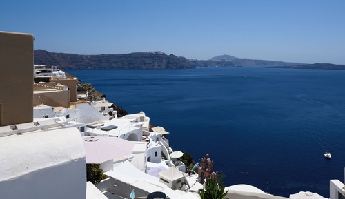 SophOia 2 Cave Suite with Outdoor Plunge Pool & Caldera View