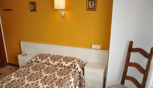 Habitación doble, baño privado