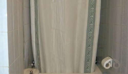 Habitación individual, baño compartido