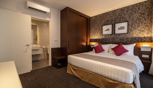Classic Suite - East