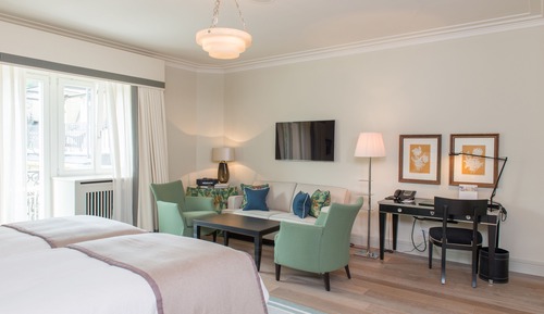 Deluxe Stephanie Room