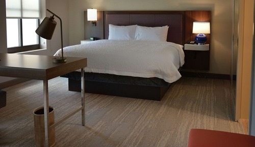 Suite estudio, 1 cama de matrimonio grande con sofá cama (Wet Bar)