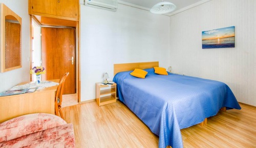 Habitación triple superior, balcón, vistas al mar