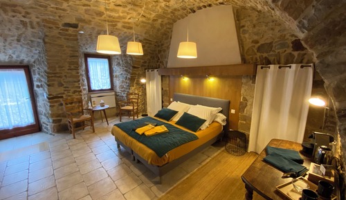 Suite exclusiva, varias camas, no fumadores, vistas al jardín (Aven)