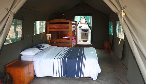 Tienda Deluxe, varias camas, vistas al lago
