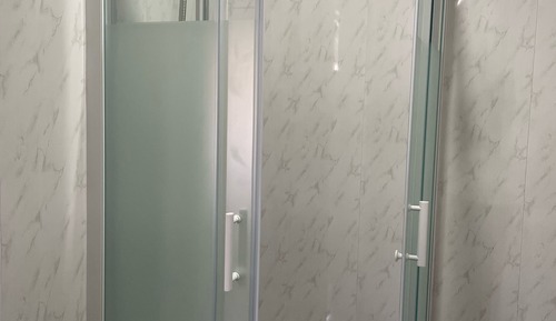Habitación doble, baño privado (Room 5  1st Floor)