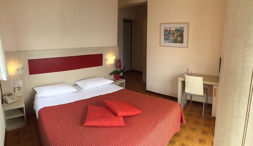Habitación doble, vistas al lago