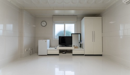 Habitación, en edificio anexo (Korean style_Ondol)