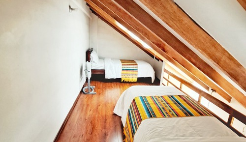 Dormitorio compartido, solo para mujeres (4 Beds)